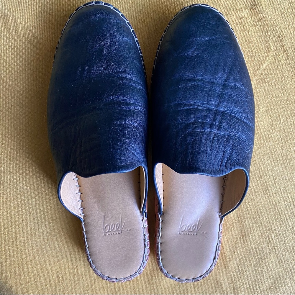 Black Beek Mule Slides
